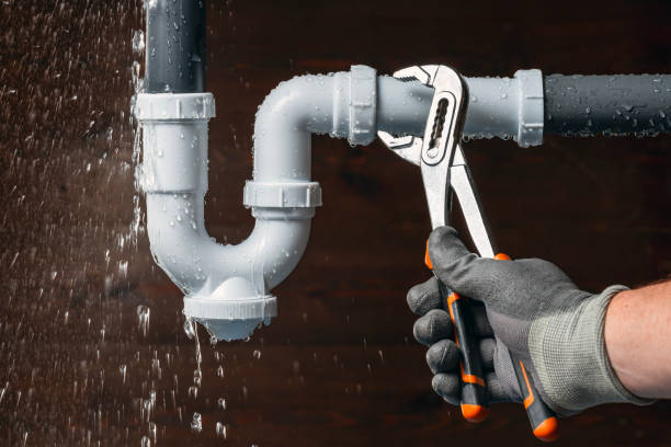 Professional Drain Cleaning technician working in Bridgeport, NY